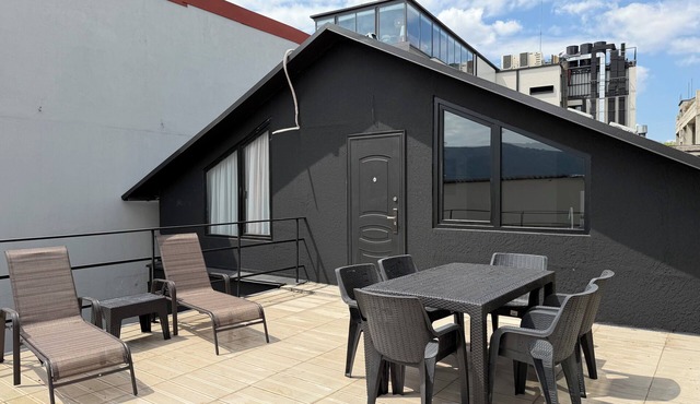 Spacious 3-bedroom apartment in pleasant T'bilisi with AC