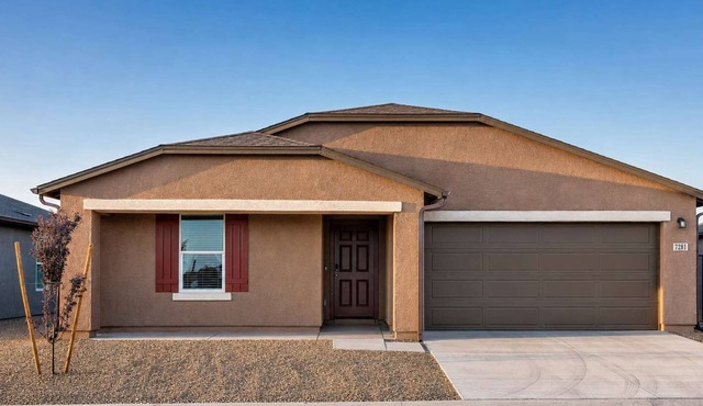 Spacious 4BR Rental near Downtown Prescott in Prescott Valley