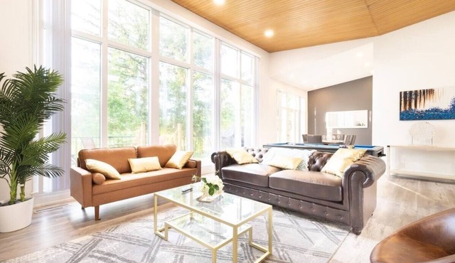 Spacious Open Concept Home [Near Rogers Stadium & Downsview Park] in Markham