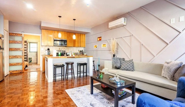 Stylish 1bd Apt near H. St & Eastern Market in Washington