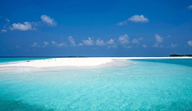 Sunny Day Inn Maldives in Manadhoo