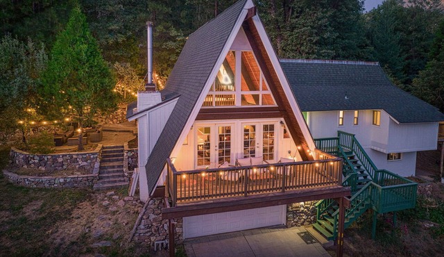 The A-Frame on Toku: Gameroom/HotTub/Firepit/BassLake in North Fork