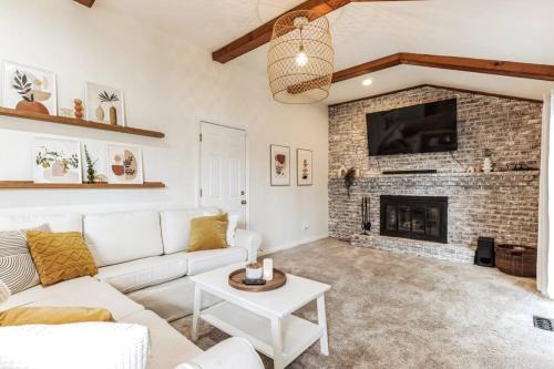 The Chill Pad Deluxe in Cherry Hill in Cherry Hill