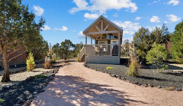 The Peaceful Pine Cabin at Rocky Rim Resort in Overgaard