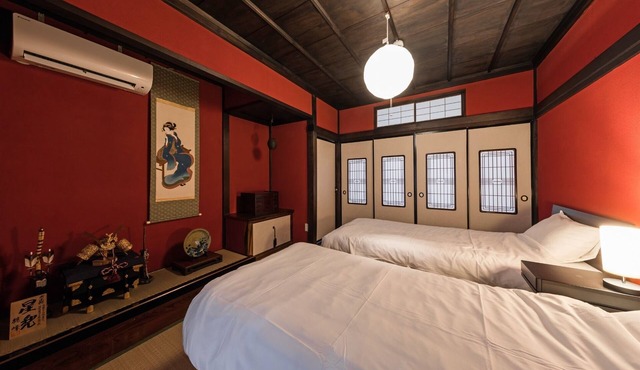 This quiet Machiya guesthouse is ideal for staying/Kanazawa Ishikawa in Kanazawa
