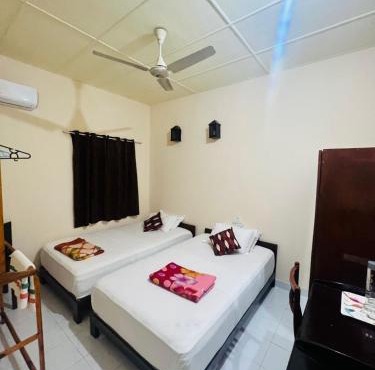 Tropical Lodge in Hanimaadhoo