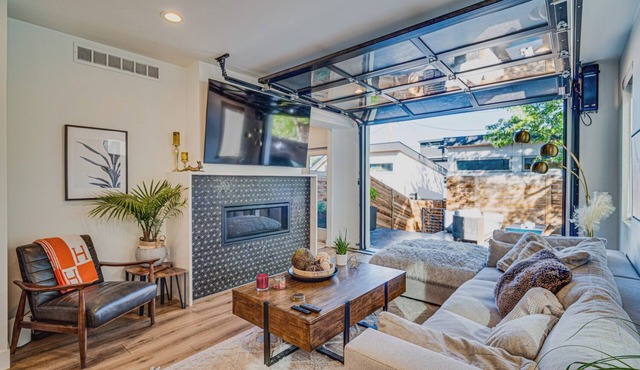 Upscale Retreat in LoHi 4Bd 4.5 Ba, Gym Theatre Rooftop, Near Coors Field in Denver