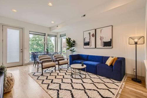 Upscale Townhome w/Stunning Rooftop Views in Denver