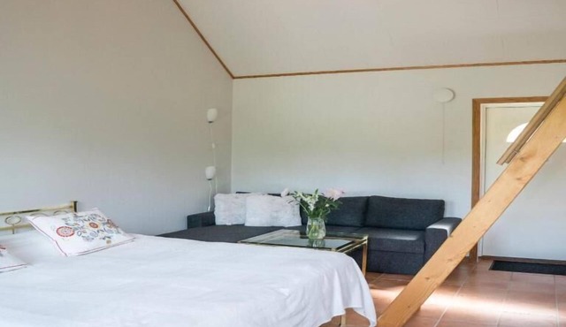 Vandrarhem och Lofthus Solstickan in Mellbystrand