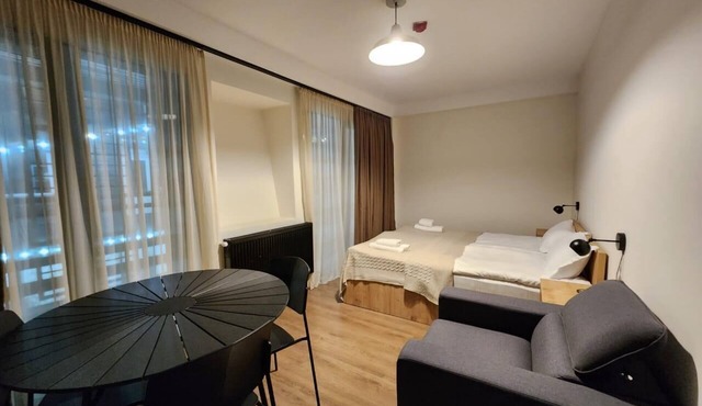 Walk to Ski Lift-1BR-Studio-Balcony-Parking