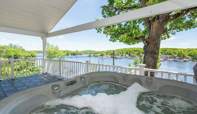 Water front Home On Lake Hopatcong in Jefferson
