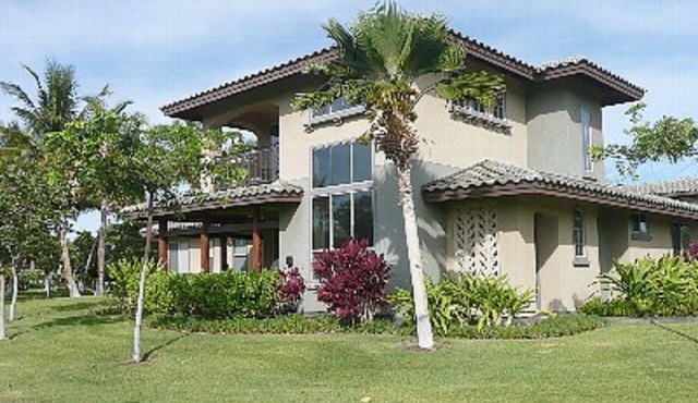 Welcome to the Beauty that is Mauna Lani Fairways Unit 1301! in Kamuela