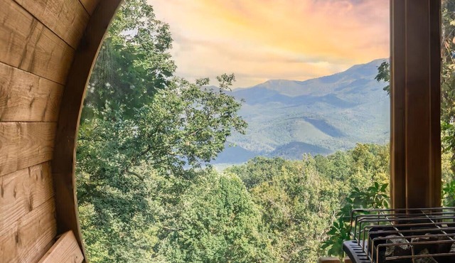 Wellness Mountain Retreat-WOW Views w/Hot Tub & Fire Pit! Sauna- 5 min to Pools in Gatlinburg