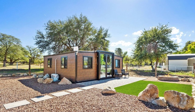 Zebra Ranch - 2-BR Tiny Home Amazing Experience, Prescott -Mtn View Trails Brbq Pck Bal in Prescott