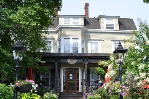 The Peacock Inn Hotel 