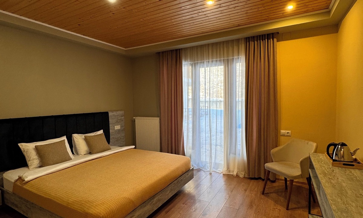 Bagvdanari Hotel | Annes Hotel
