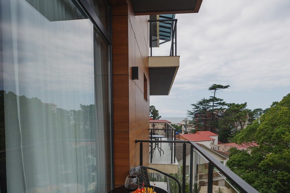 Magnetiti Hotel | Ritsa Resort
