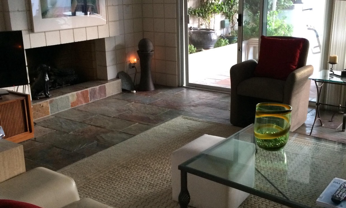 Palm Desert Condo | Location, location, location! El Paseo Jewel in the desert