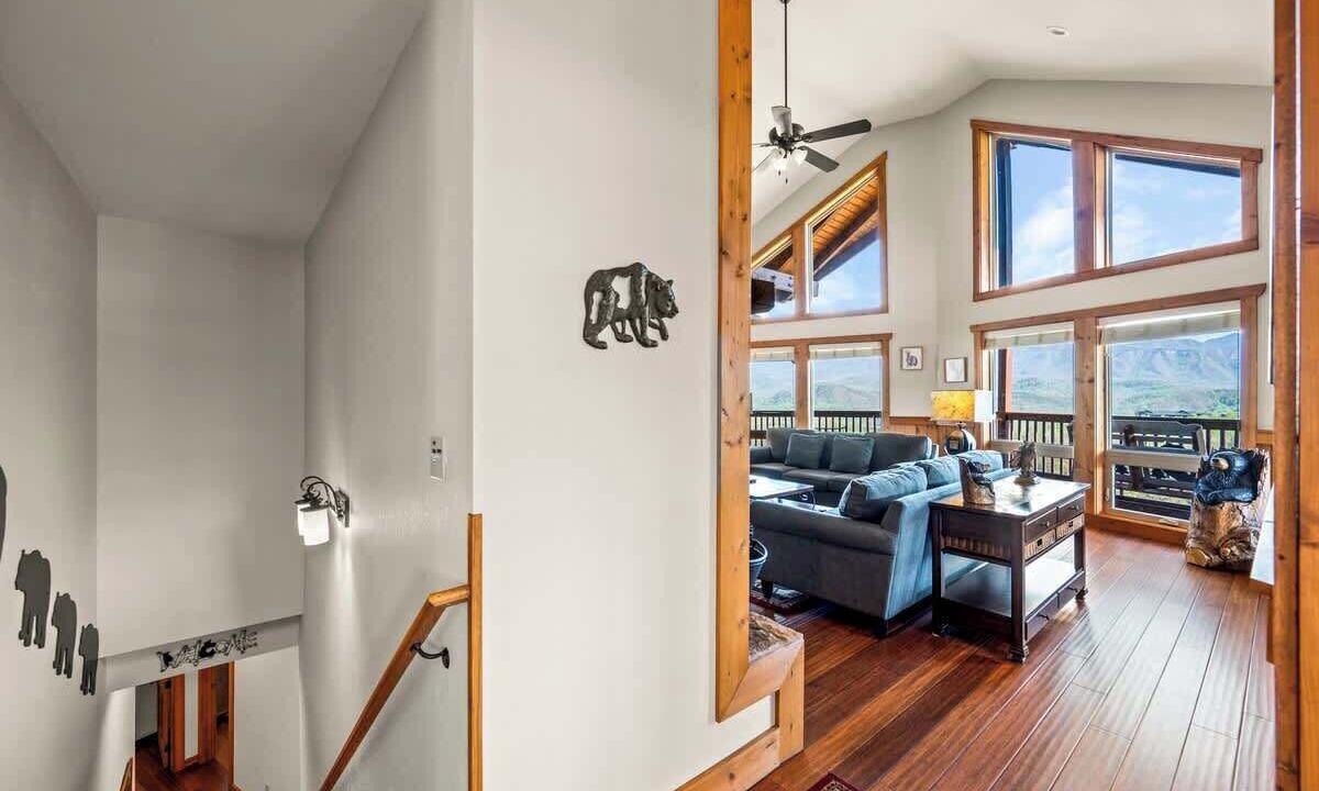 Chalet Village North Cabin | Epic View HotTub PoolTable 2 King/Queen Suites