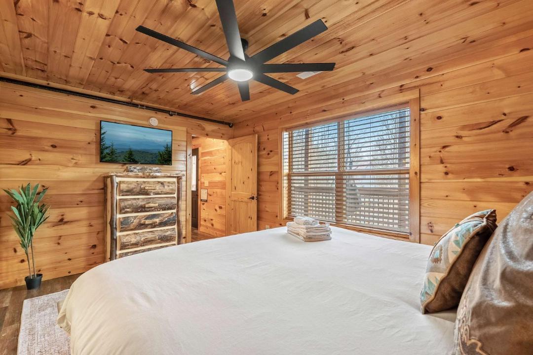 Chalet Village North House | 6 bedroom 10 Bed Chalet with Theatre Gameroom Community Pool and Tennis Courts