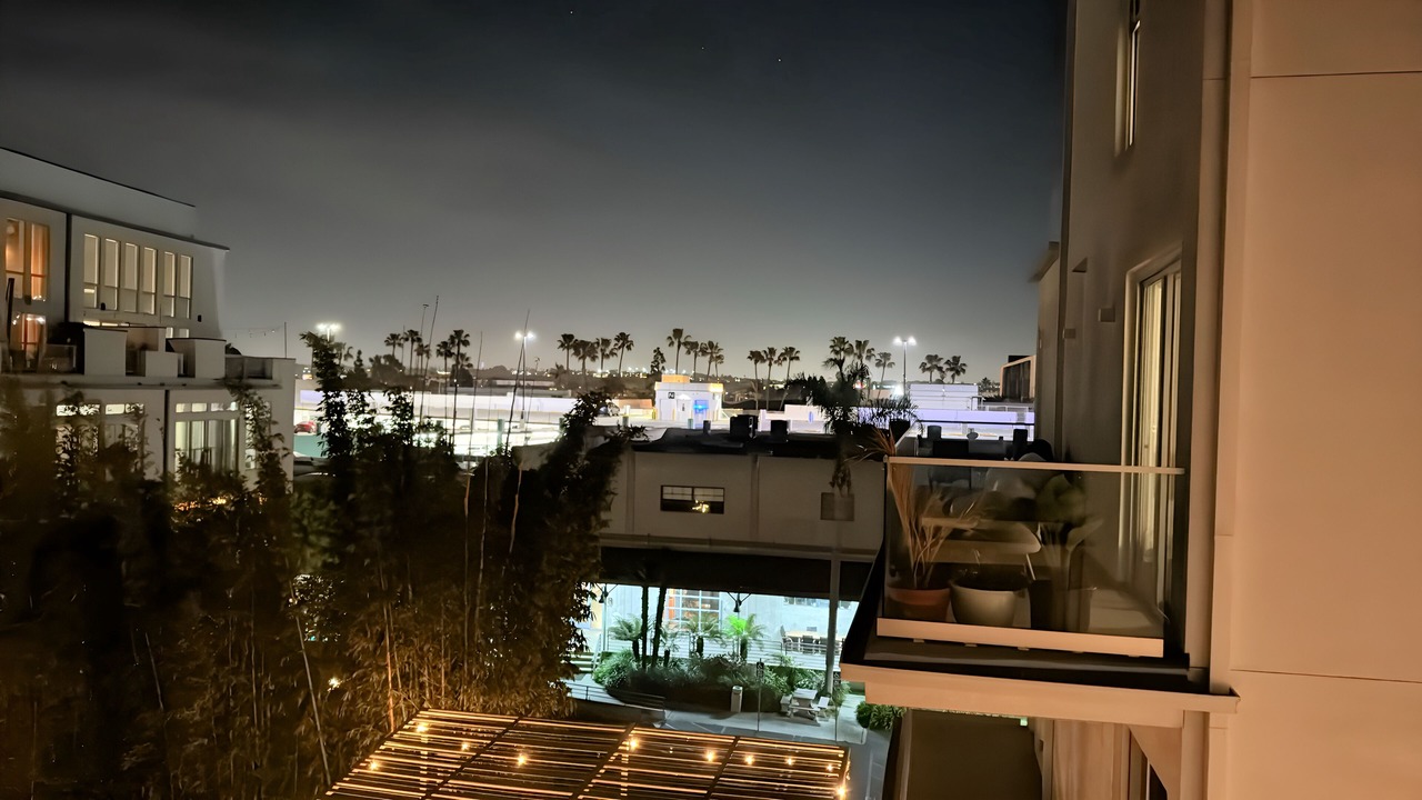 Photo of Others in Del Rey