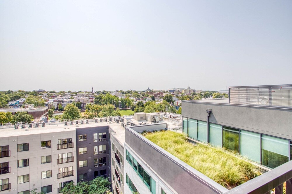 Photo of Patio Balcony in H Street Corridor