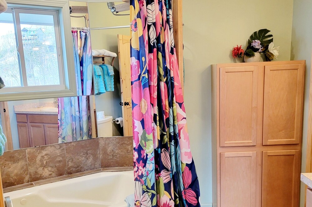 Photo of Bathroom in Chalet Village North