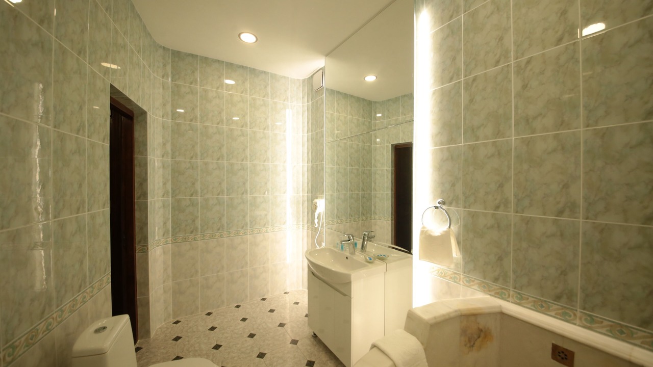 Photo of Bathroom in mtatsminda