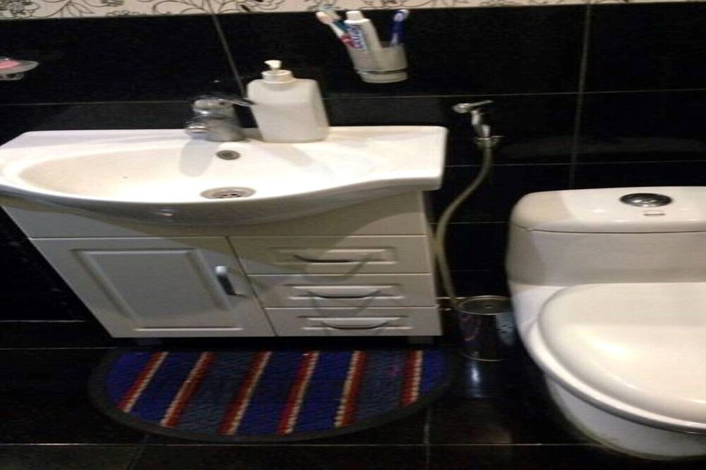 Photo of Bathroom in Chugureti
