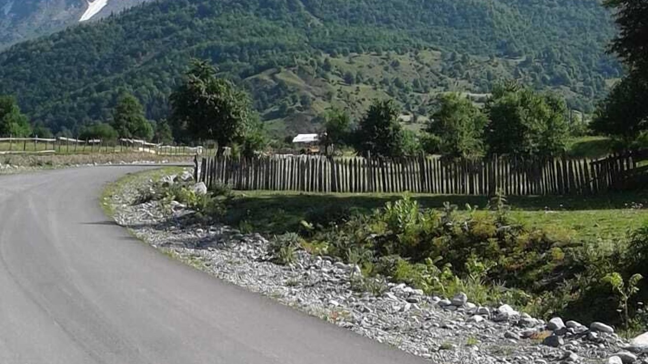 Photo of Outdoor in Mazeri