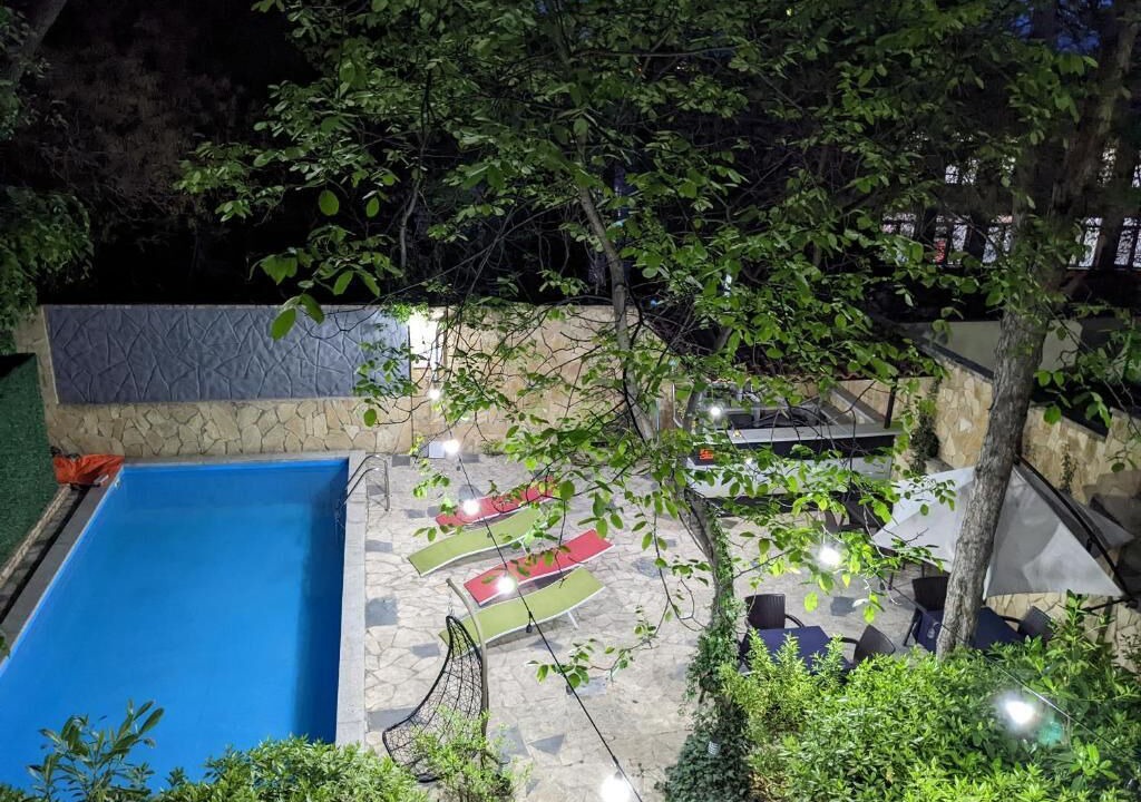 Photo of Outdoor in Vera