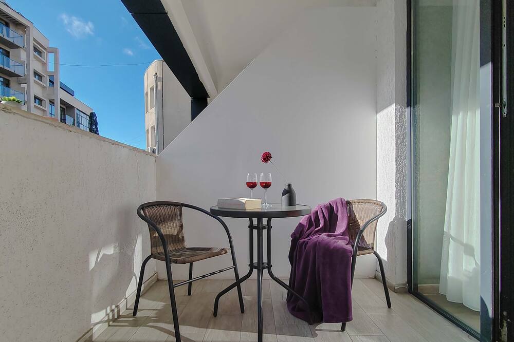 Photo of Patio Balcony in Vera