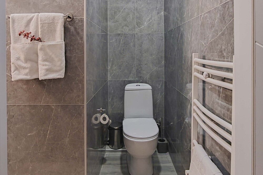 Photo of Bathroom in Vera