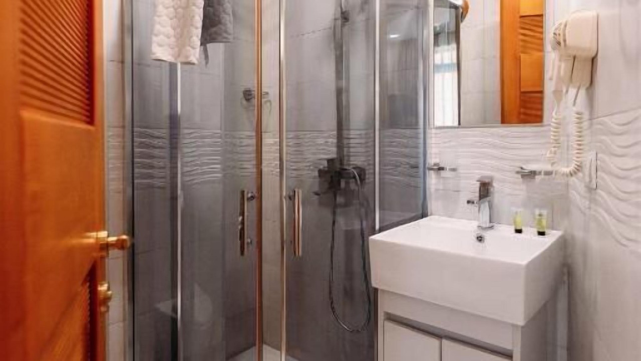Photo of Bathroom in Avlabari