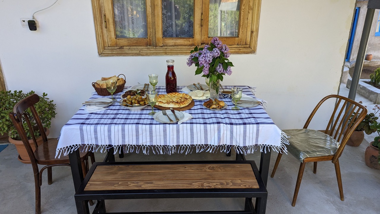 Photo of Patio Balcony in Likani