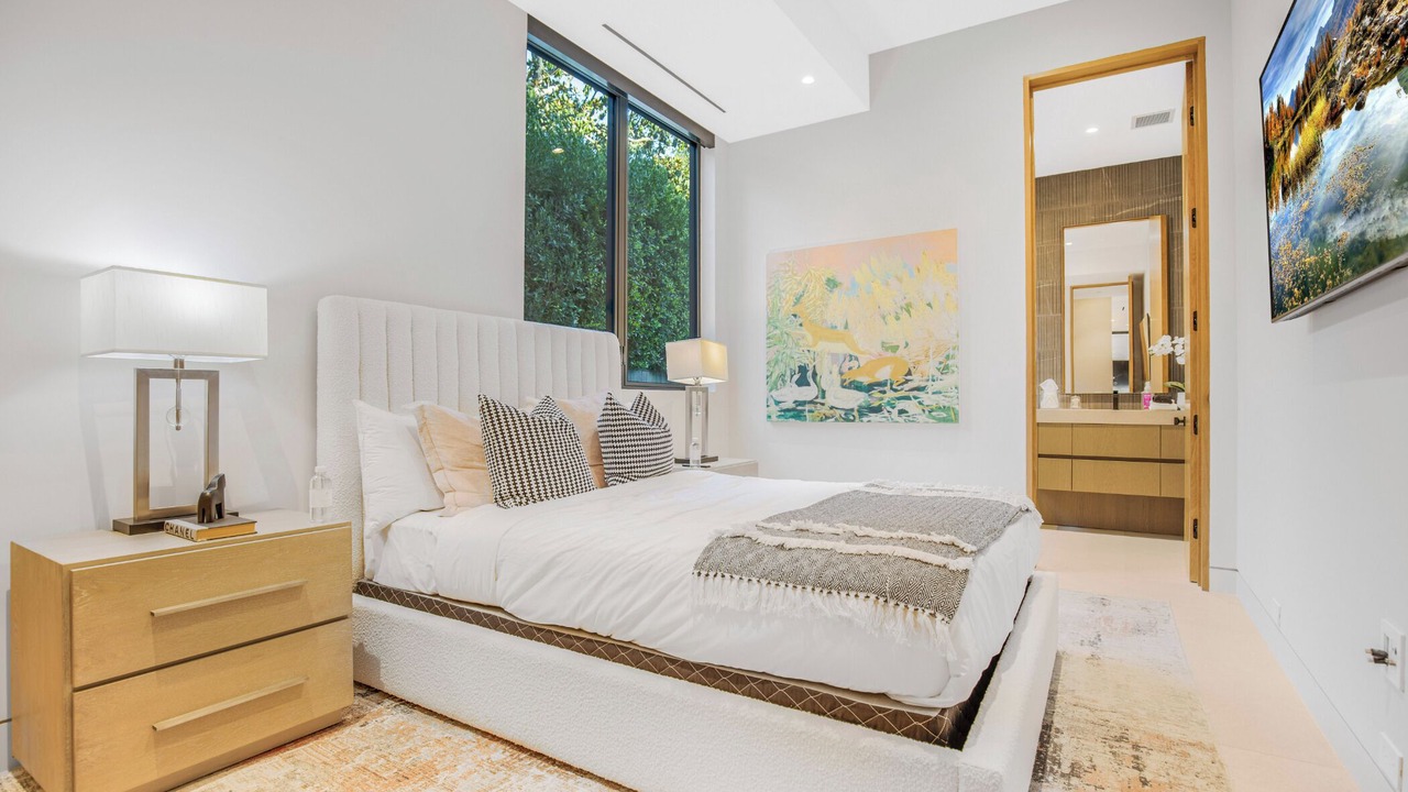 Photo of Outdoor in Beverly Hills