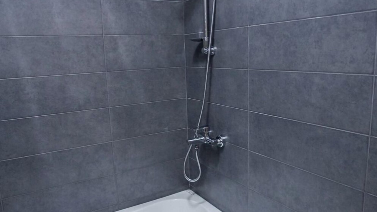 Photo of Bathroom in Old Boulevard