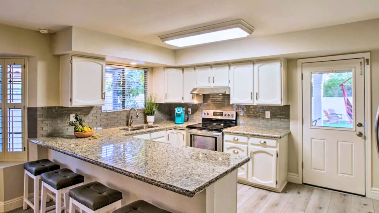 Photo of Kitchen in Paradise Valley Village