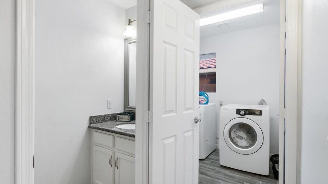 Photo of Bathroom in Red Mountain Ranch