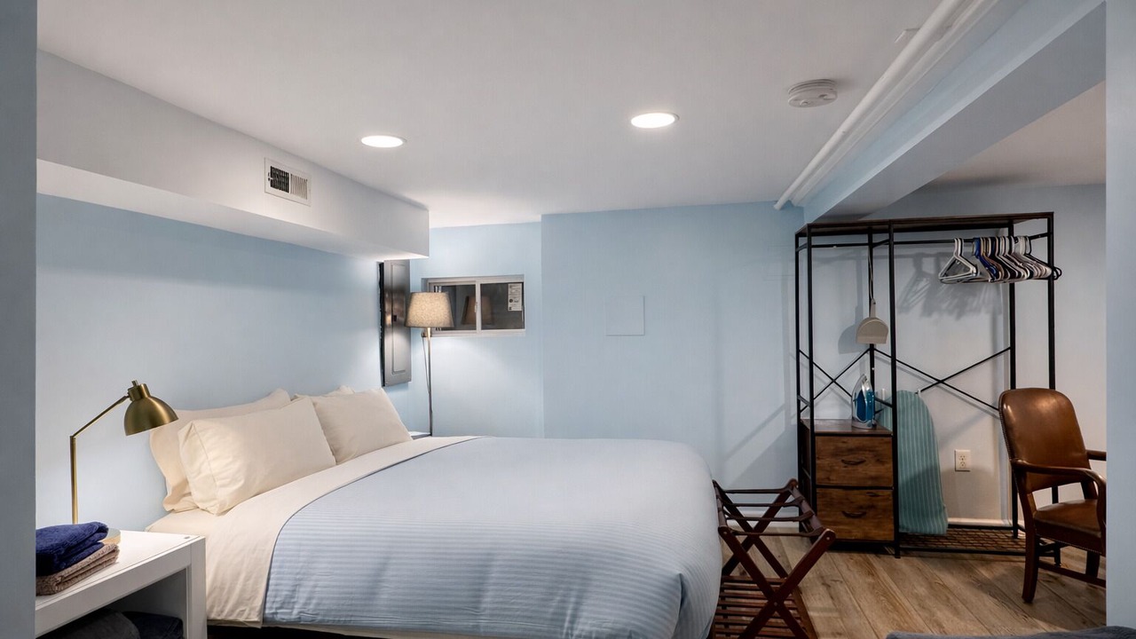 Photo of Bedroom in Near Northeast
