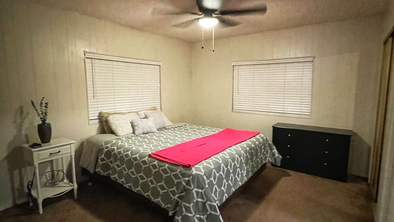 Photo of Bedroom in Desert Hills