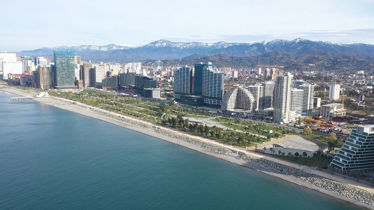 Photo of Others in New Boulevard
