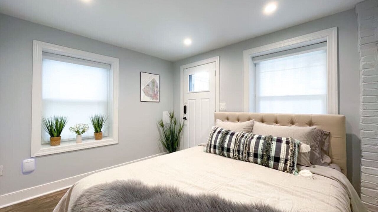 Photo of Bedroom in Columbia Heights