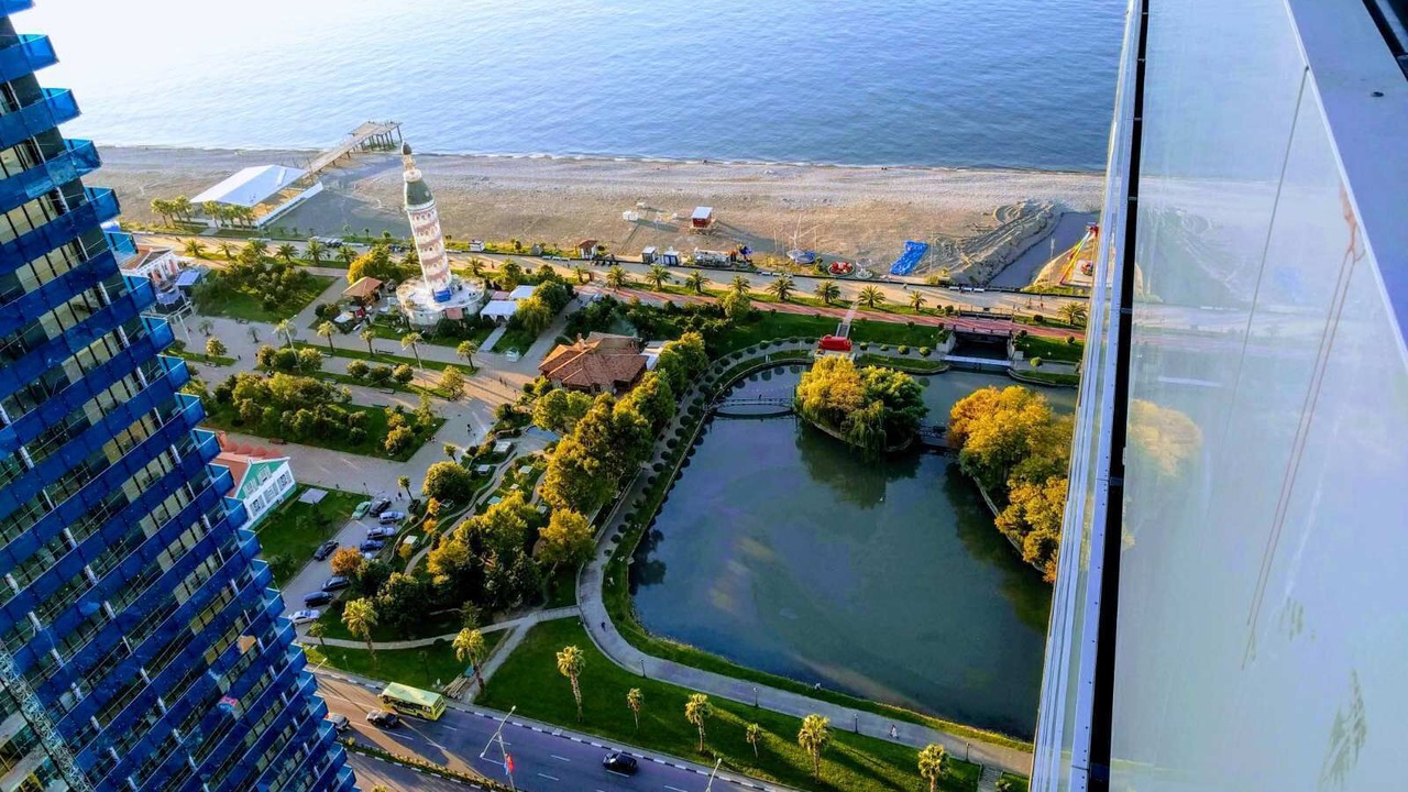 Photo of Outdoor in New Boulevard