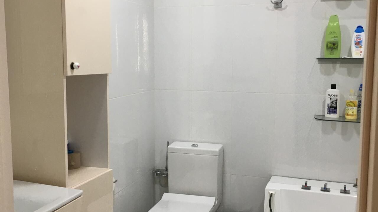 Photo of Bathroom in New Boulevard