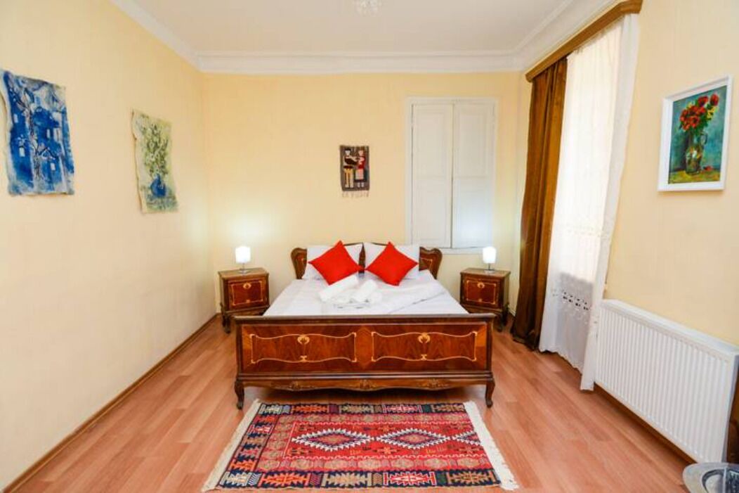 Photo of Bedroom in mtatsminda