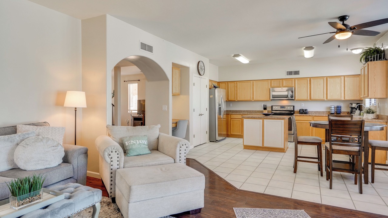Photo of Livingroom in Copper Creek