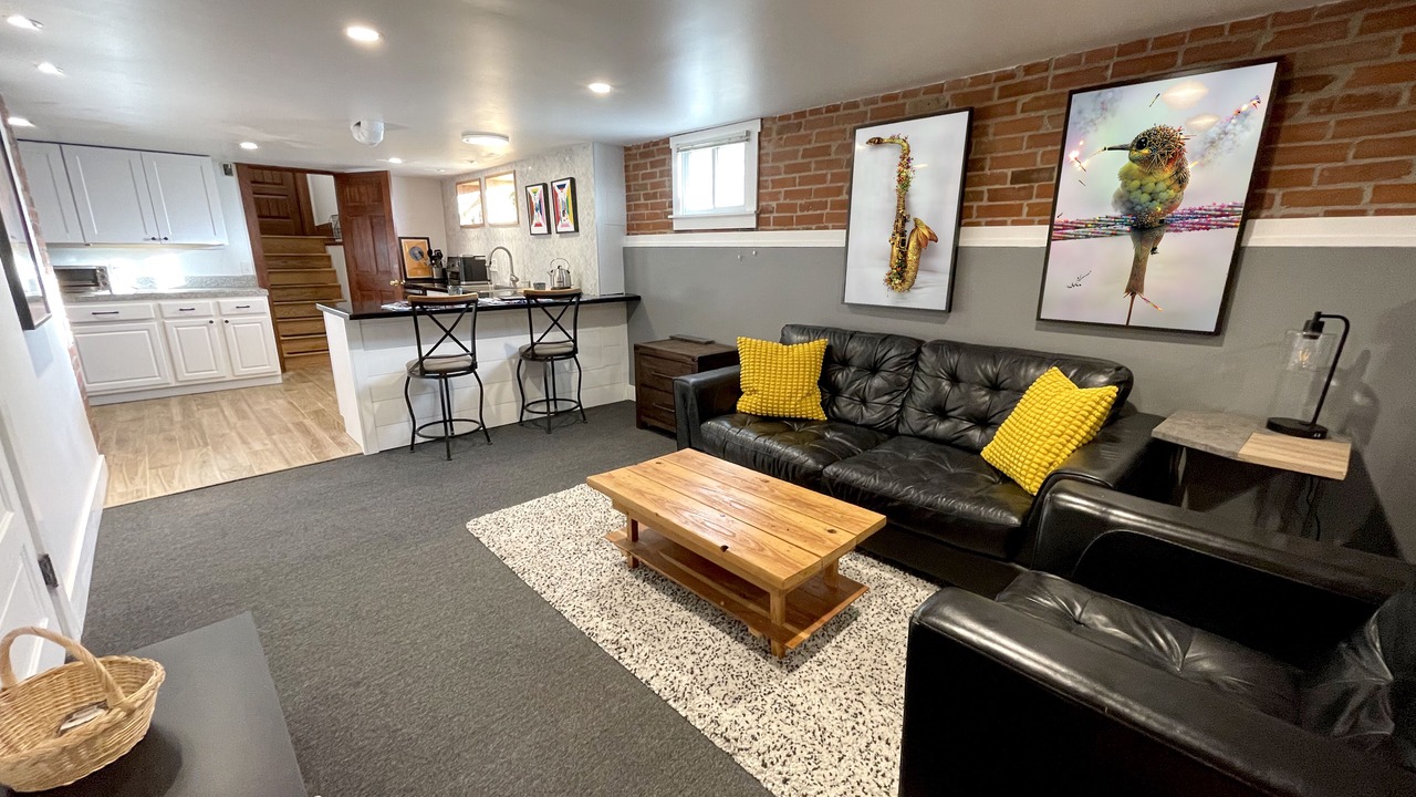 Photo of Livingroom in Baker