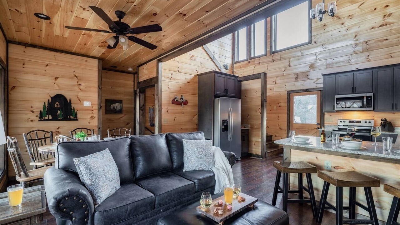Photo of Bedroom in Chalet Village North