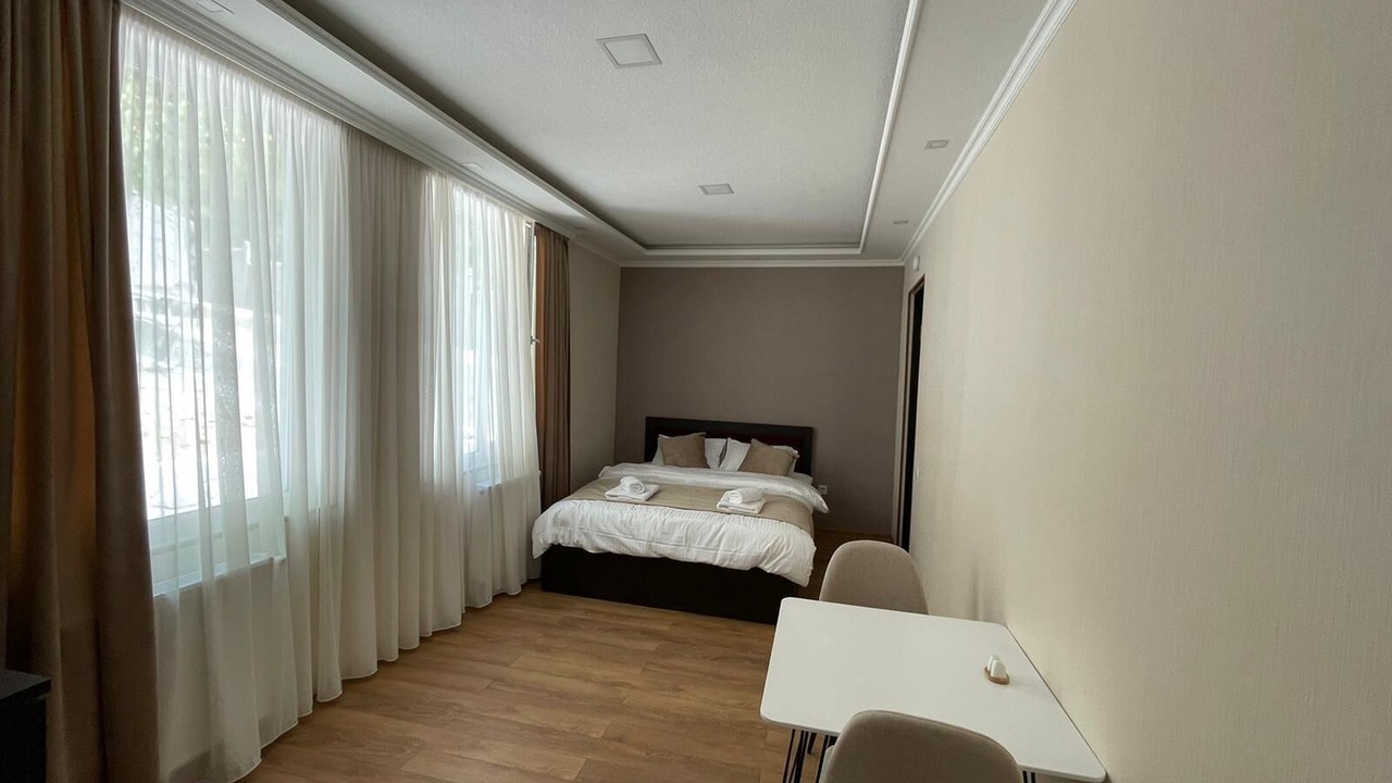 Photo of Bedroom in Likani